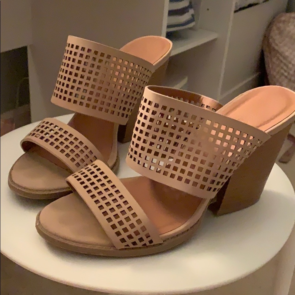 Tan heels